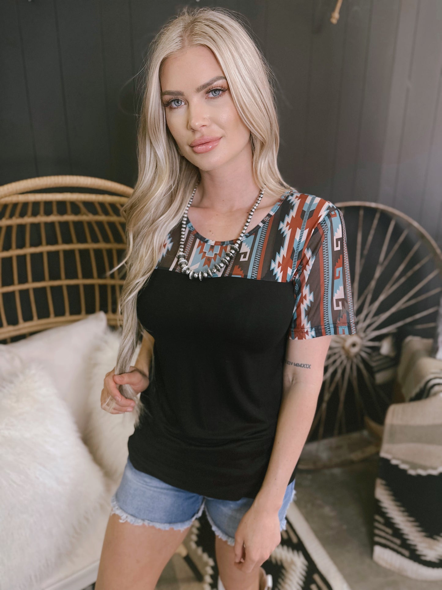 GONE COUNTRY TOP